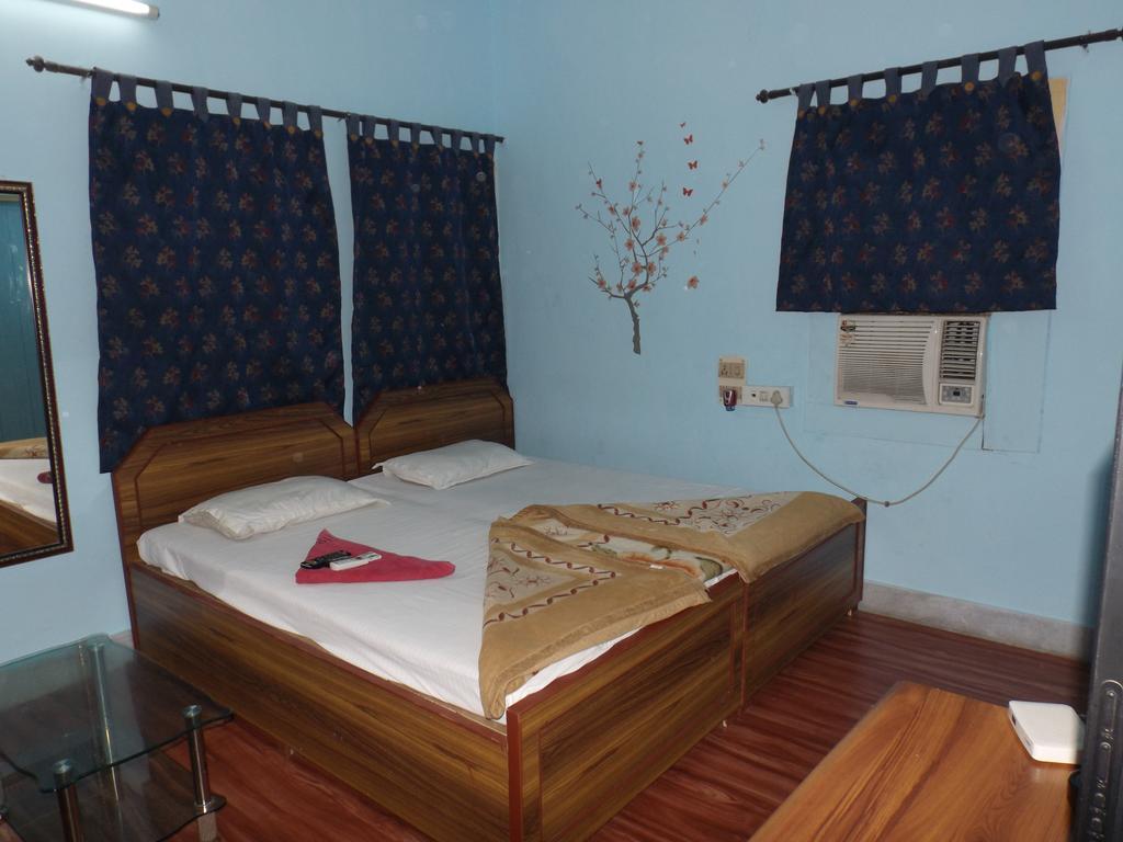 Hôtel Aakash Ganga Holidays à Calcutta Extérieur photo